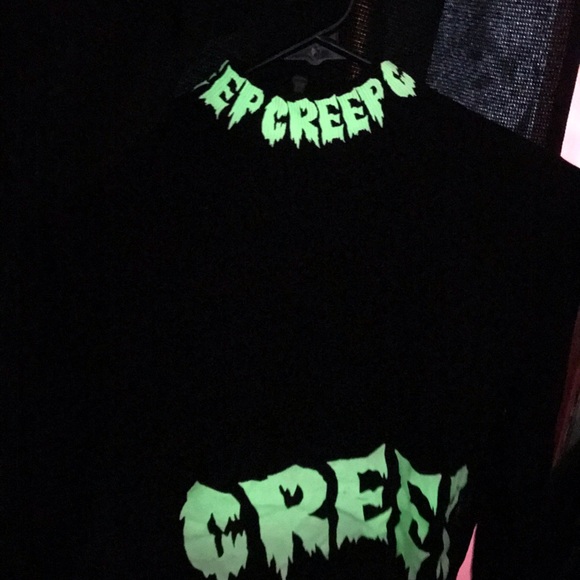 H&M CREEP Glow in The Dark Crop Sweater NWT - Picture 3 of 12